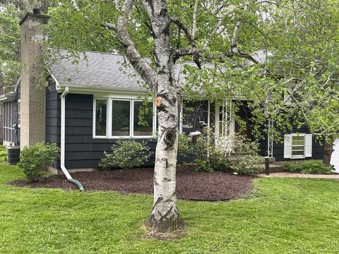 201 Olive St, Morrison, IL 61270 photo 2