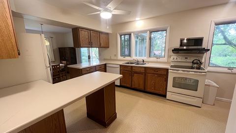 201 Olive St, Morrison, IL 61270 photo 7