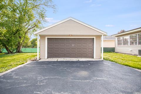 425 E Maple St, Lombard, IL 60148 photo 12