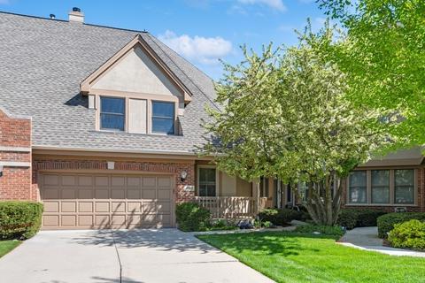 2512 Windrush Ln, Northbrook, IL 60062