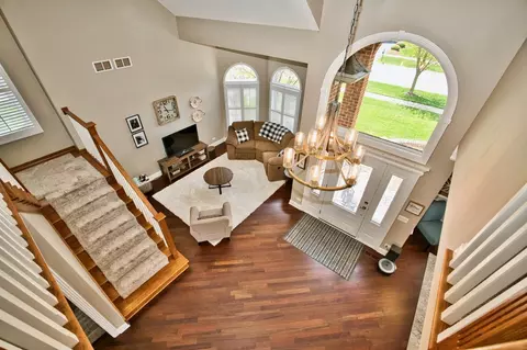 13457 Skyline Dr, Plainfield, IL 60585 photo 4