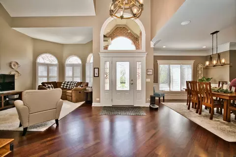 13457 Skyline Dr, Plainfield, IL 60585 photo 3