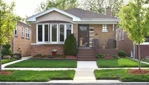 11122 S Albany Ave, Chicago, IL 60655
