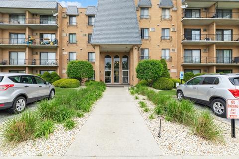 931 W Arquilla Dr #311, Glenwood, IL 60425