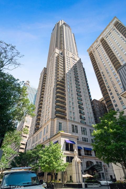 11 E Walton St #4501, Chicago, IL 60611