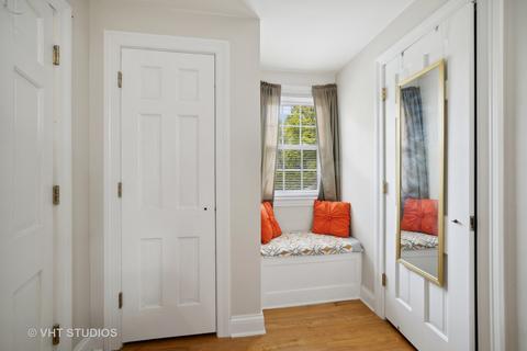 882 South St, Elgin, IL 60123 photo 8