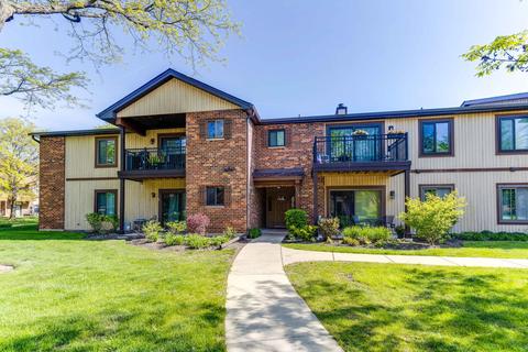 1118 Prescott Dr #2B, Roselle, IL 60172