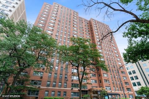 2909 N Sheridan Rd #1907, Chicago, IL 60657