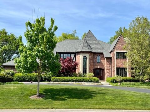 11448 Ridgewood Ln, Burr Ridge, IL 60527