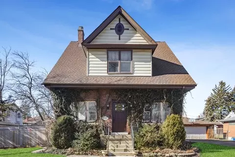326 S Myrtle Ave, Villa Park, IL 60181
