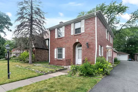 374 Audubon Rd, Riverside, IL 60546