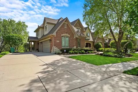 10851 Glenlake Dr, Orland Park, IL 60467