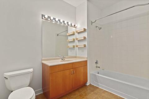 765 W 15th St #310, Chicago, IL 60607 photo 15