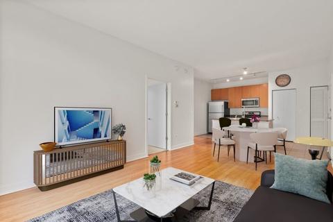 765 W 15th St #310, Chicago, IL 60607 photo 3
