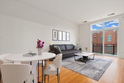 765 W 15th St #310, Chicago, IL 60607 photo 4
