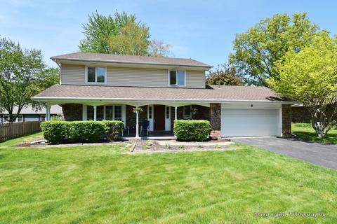 3 Cedar Gate Cir, Sugar Grove, IL 60554