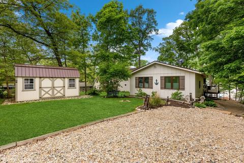 171 Lake Thunderbird Dr, Putnam, IL 61560