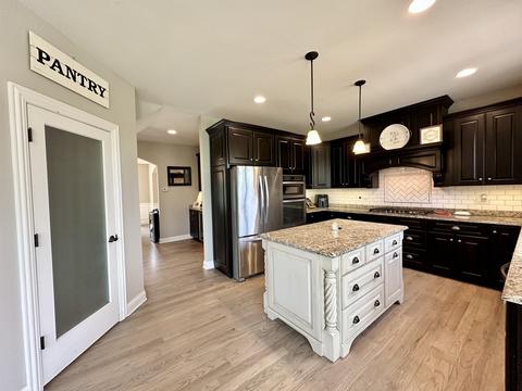 12232 Lajunta Ct, Mokena, IL 60448 photo 3