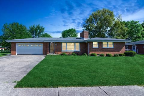 433 Miller St, Beecher, IL 60401