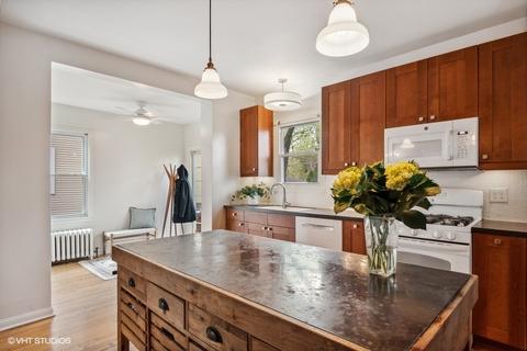 3746 N Kostner Ave, Chicago, IL 60641 photo 12