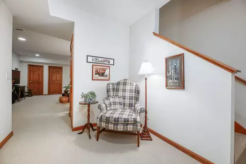 2040 Mackenzie Pl, Wheaton, IL 60187 photo 22