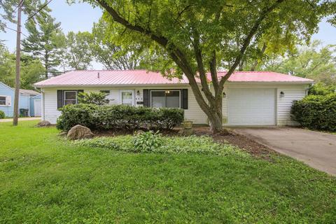 903 E Delaware Ave, Urbana, IL 61801