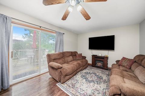 619 Tanglewood Trl, Mchenry, IL 60050 photo 17