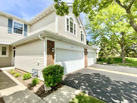 2299 Briar Ct, Hoffman Estates, IL 60169 photo 2
