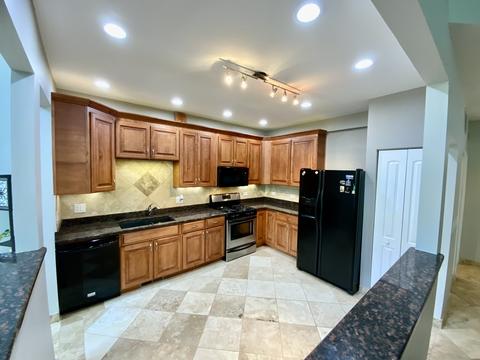 2299 Briar Ct, Hoffman Estates, IL 60169 photo 7