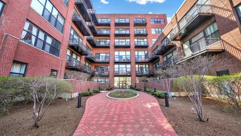 2323 W Pershing Rd #324, Chicago, IL 60609