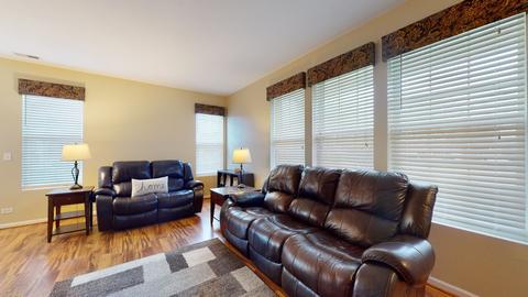 2432 Evergreen Cir, Mchenry, IL 60050 photo 4