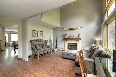 822 Kent Cir, Bartlett, IL 60103 photo 7