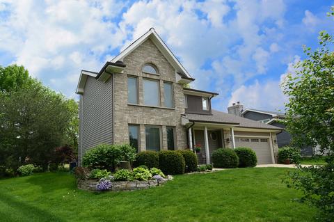 822 Kent Cir, Bartlett, IL 60103