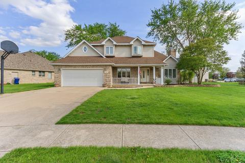 912 Armstrong Ln, New Lenox, IL 60451