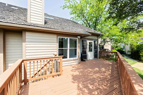 2054 Brookside Ln, Aurora, IL 60502 photo 37