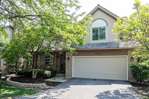 2054 Brookside Ln, Aurora, IL 60502