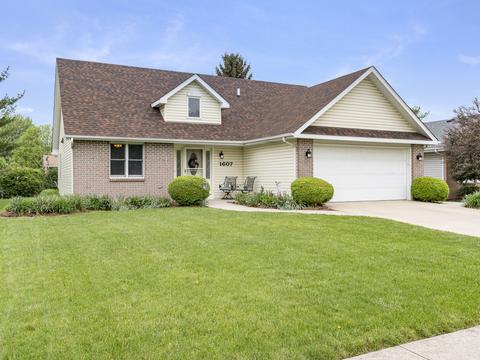 1607 Addleman St, Joliet, IL 60431