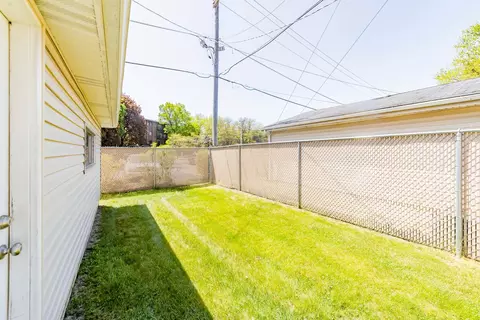 764 E 146th St, Dolton, IL 60419 photo 7