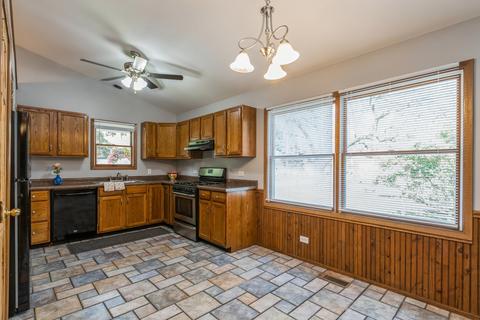 723 E Prairie St, Marengo, IL 60152 photo 6