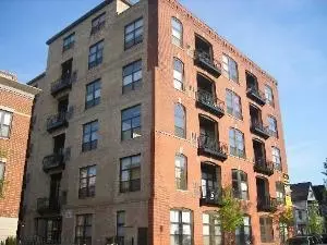 1820 N Spaulding Ave #P9, Chicago, IL 60647