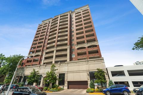 828 W Grace St #605, Chicago, IL 60613