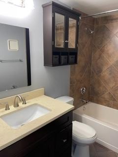 5500 Tinder Dr #5, Rolling Meadows, IL 60008 photo 5