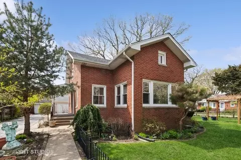 129 Highwood Ave, Highwood, IL 60040