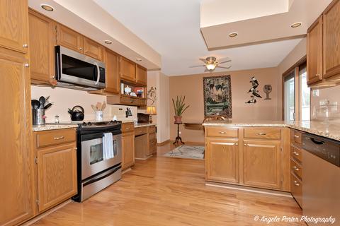 1814 Oak Dr, Mchenry, IL 60050 photo 13