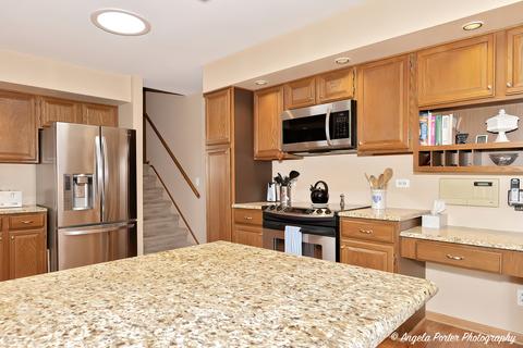 1814 Oak Dr, Mchenry, IL 60050 photo 10