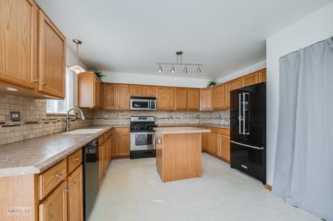 2710 Sierra Ave, Plainfield, IL 60586 photo 9