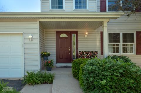 2710 Sierra Ave, Plainfield, IL 60586 photo 2