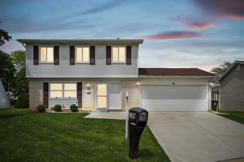 1340 Rock Cove Ct, Hoffman Estates, IL 60192