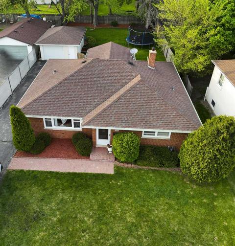 2624 Dana Ave, Waukegan, IL 60087