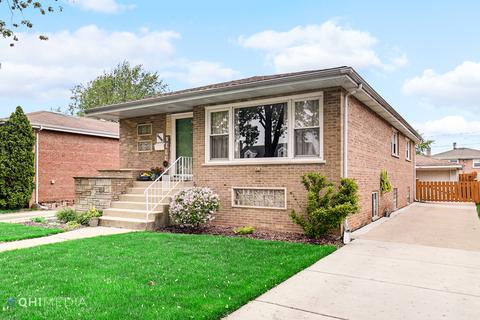 2930 W 101st Pl, Evergreen Park, IL 60805